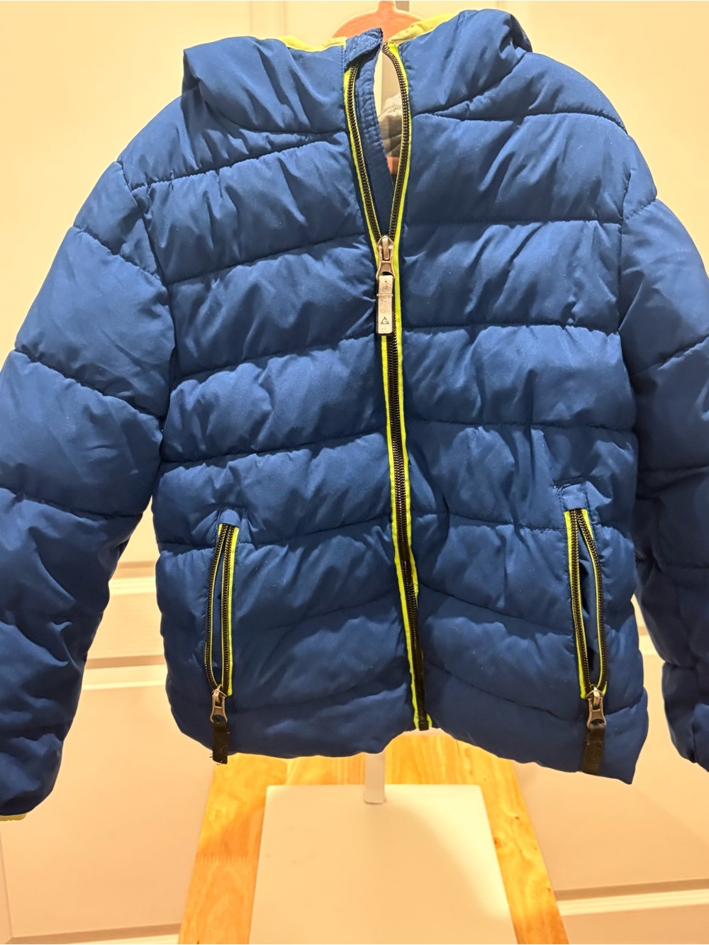 Gerry Kids Blue Puffer Jacket Size 6